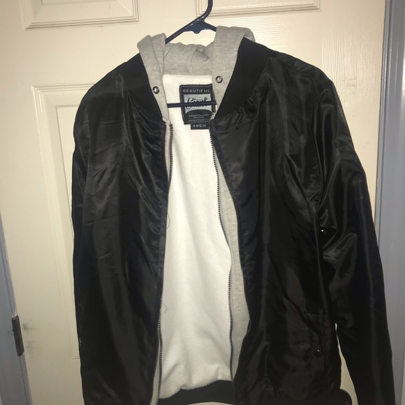 Black zip up jacket - Picture 1 of 2